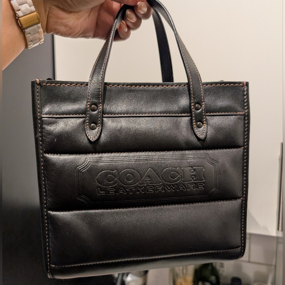 ❌SOLD❌Field Tote 22 With Quilting And Coach Badge